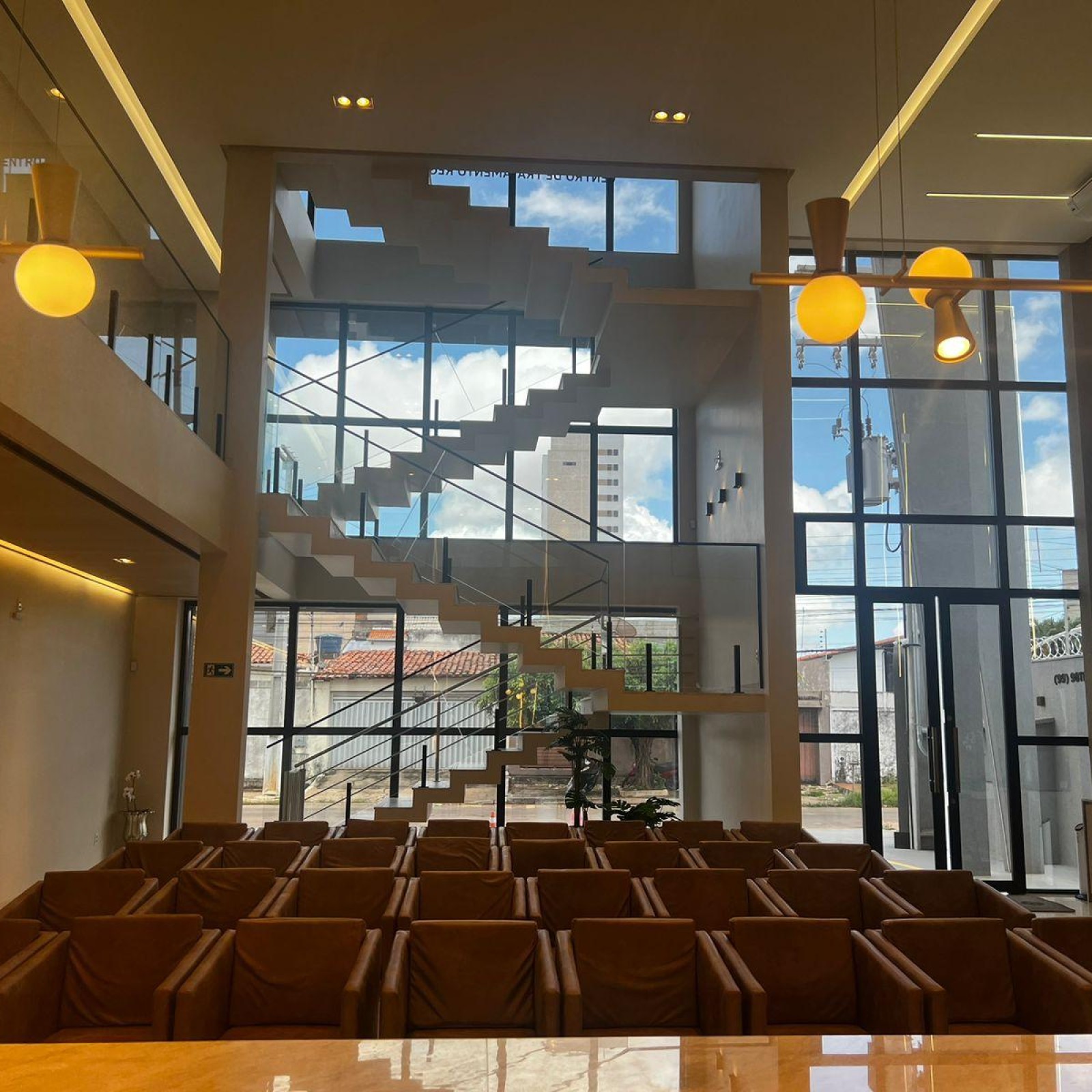 REGECLIN - Centro de Tratamento Regenerativo da Dor - Foto 15 de 17