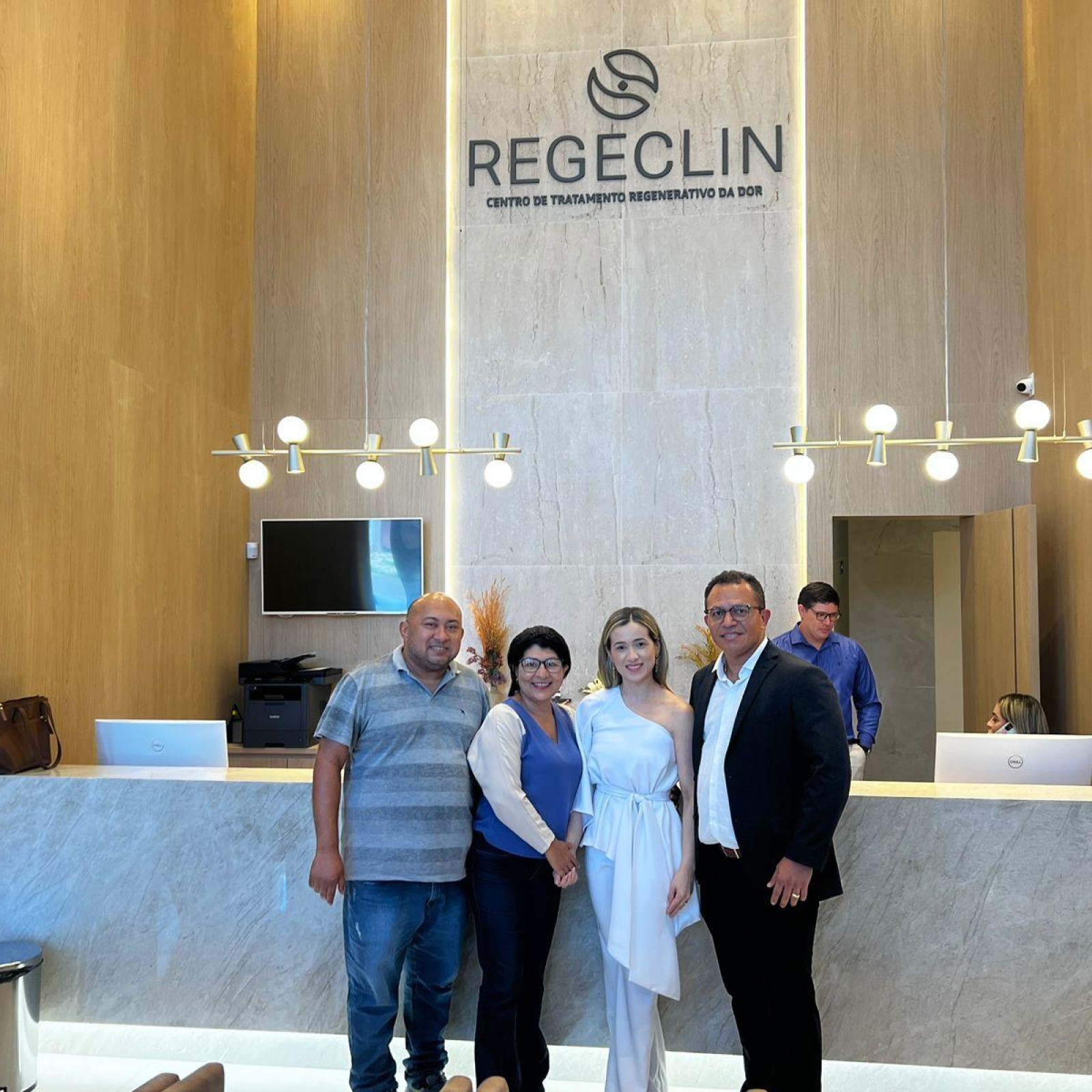 REGECLIN - Centro de Tratamento Regenerativo da Dor - Foto 13 de 17